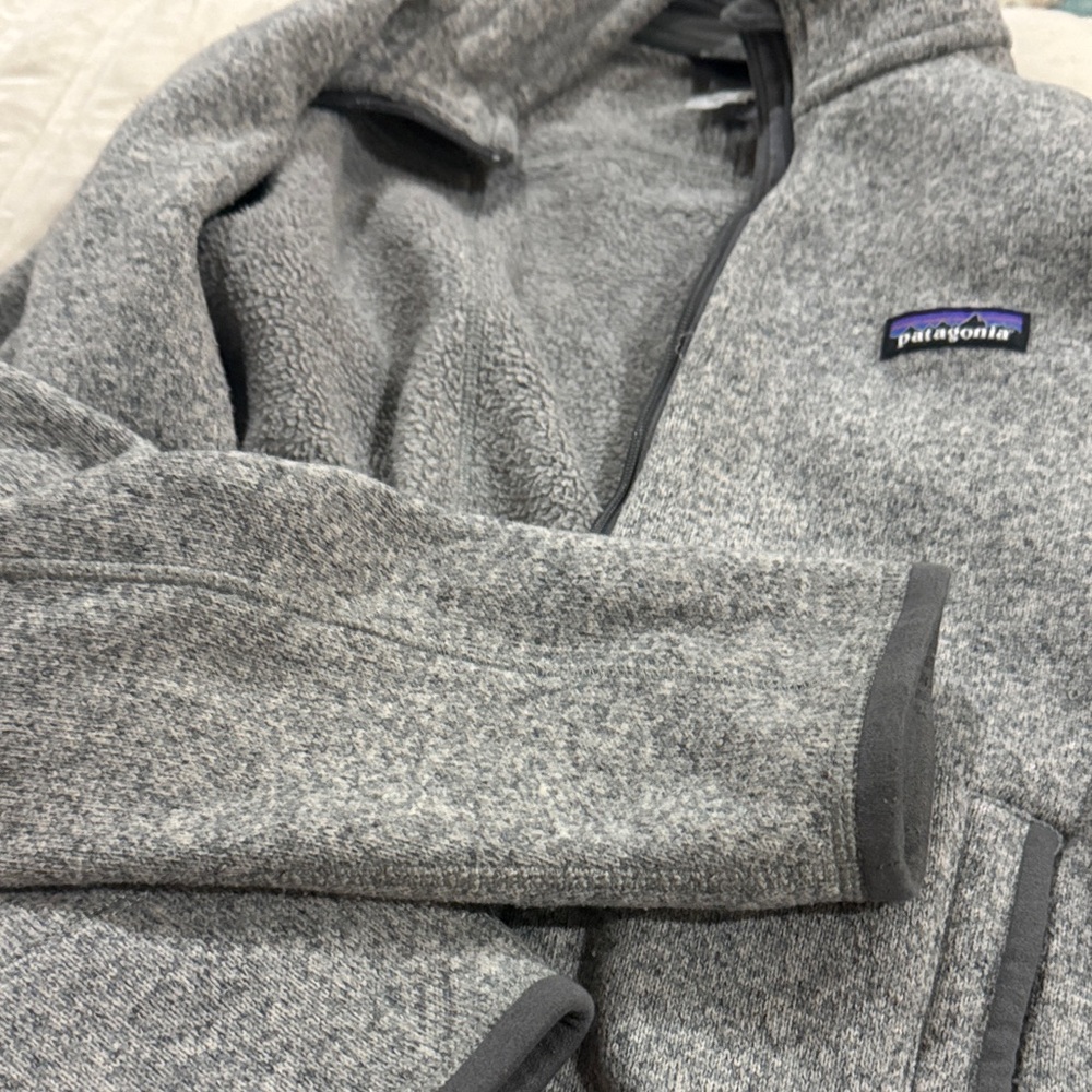 Patagonia Men's Zip-Up Gray Sweater - Picture 6 of 6